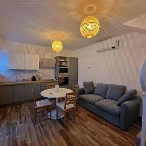 Casa vacanze Casina Elena - Centro, Viareggio